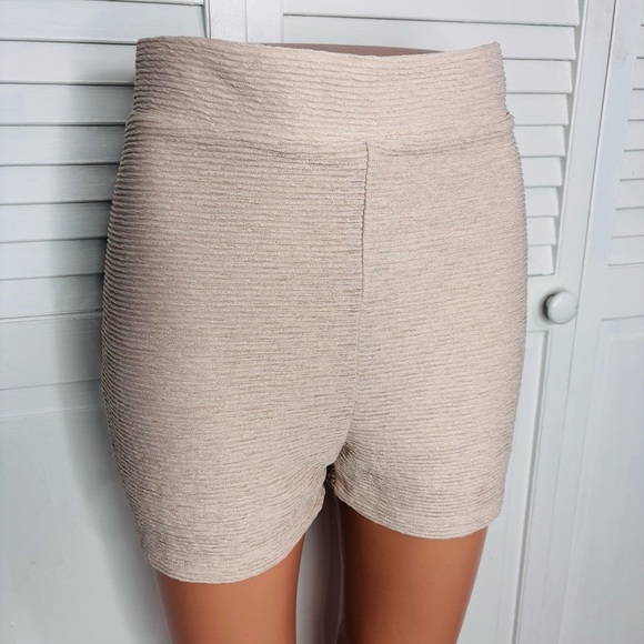 RUMER Beige High Rise Striped Shorts Size Medium - Picture 2 of 10